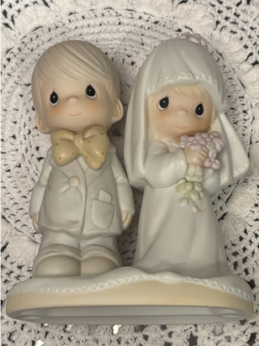 Wedding Precious Moments Couple Figurine: White, Gray, Cream & Pink